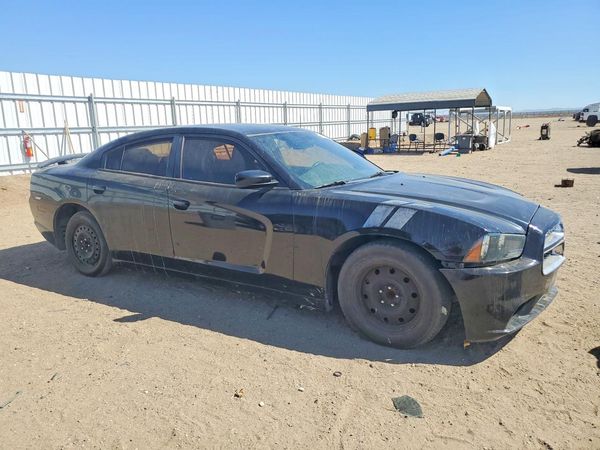2013 DODGE CHARGER SE — Passenger 3/4