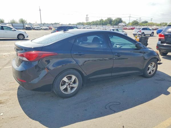 2015 HYUNDAI ELANTRA GLS(Middle)