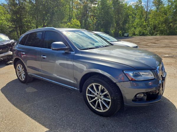 2016 AUDI Q5 quattro Premium Plus
