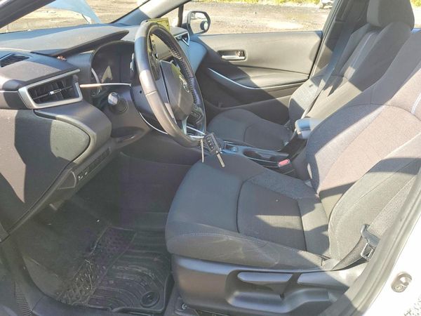 2022 TOYOTA COROLLA SE — DENT