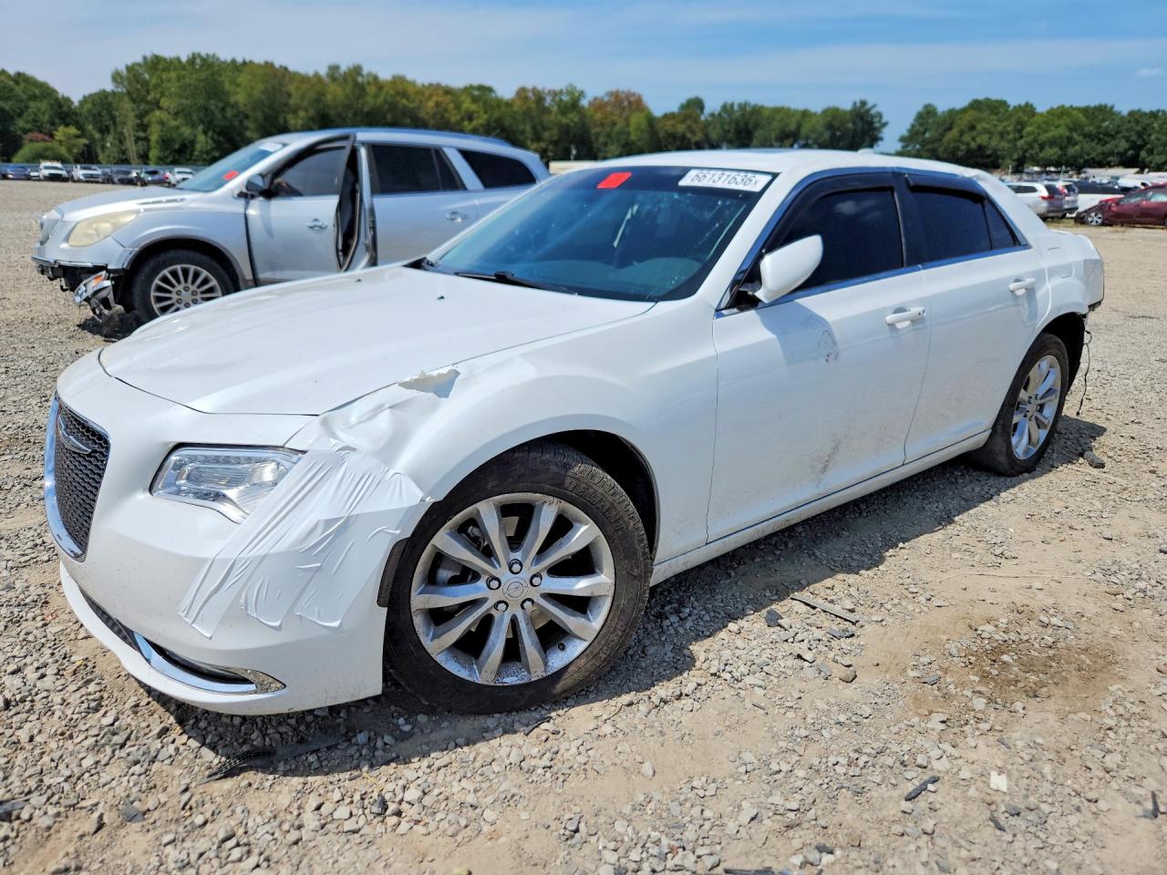2016 CHRYSLER 300