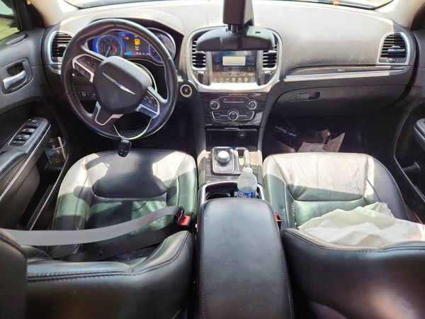 2016 CHRYSLER 300