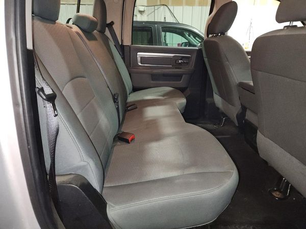 2018 RAM 1500 SLT CREW CAB 4X4