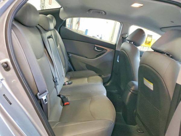 2015 HYUNDAI ELANTRA GLS(Middle)