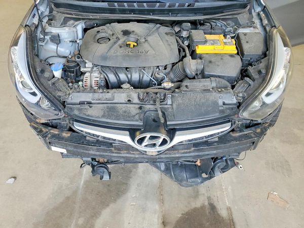 2015 HYUNDAI ELANTRA GLS(Middle)