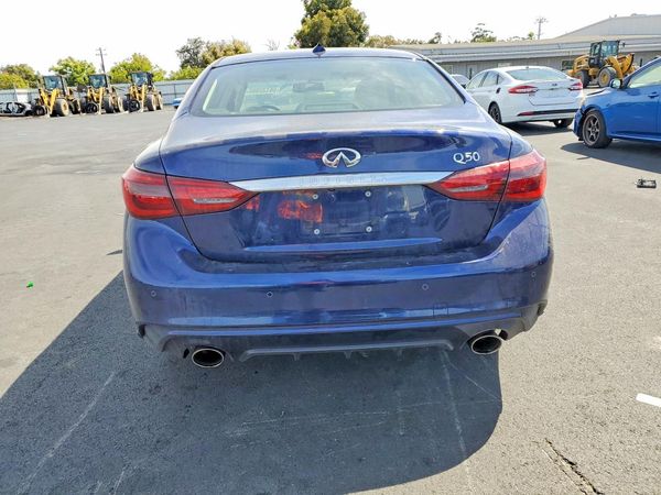2021 INFINITI Q50 LUXE