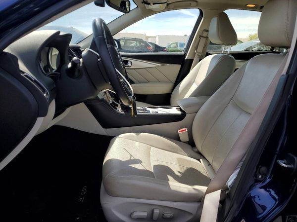2021 INFINITI Q50 LUXE