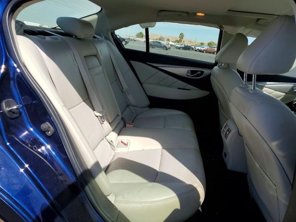 2021 INFINITI Q50 LUXE