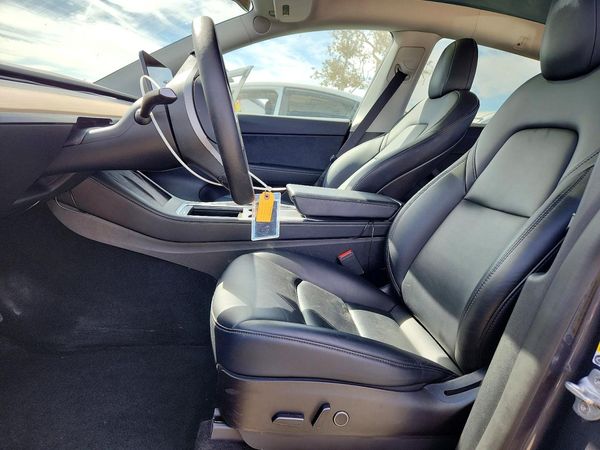 2021 TESLA MODEL Y — DENT