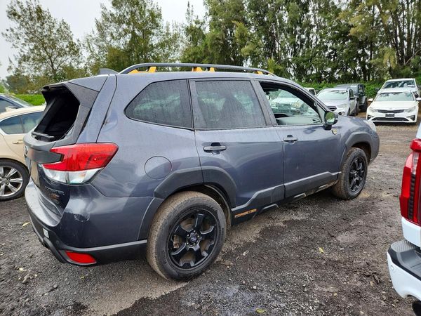 2022 SUBARU FORESTER
