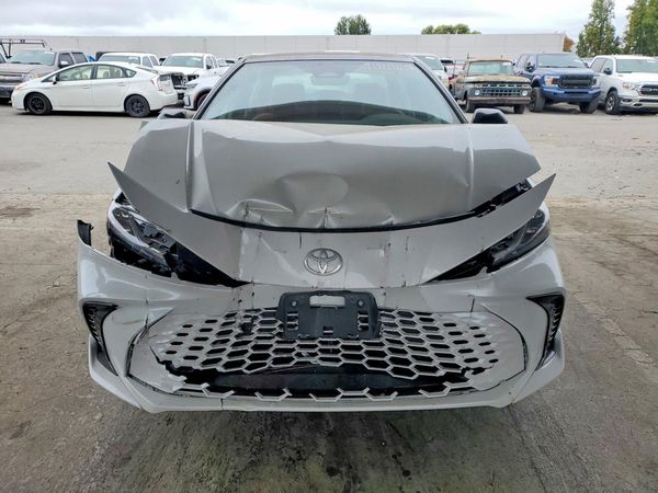 2026 TOYOTA CAMRY