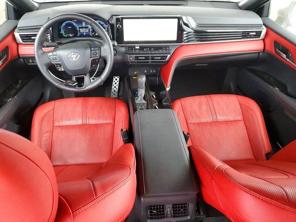 2026 TOYOTA CAMRY