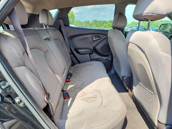 2015 HYUNDAI TUCSON GL (Middle-Low)