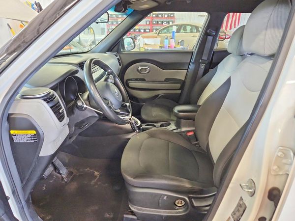 2017 KIA SOUL Base
