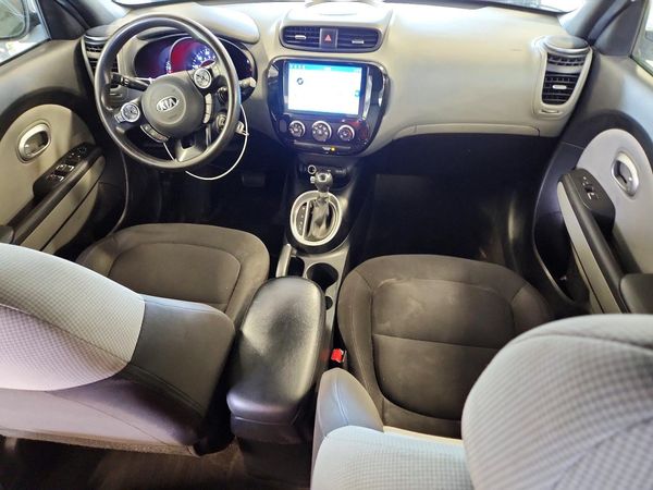 2017 KIA SOUL Base