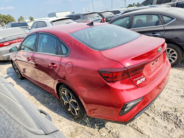 2021 KIA FORTE FE, LXS