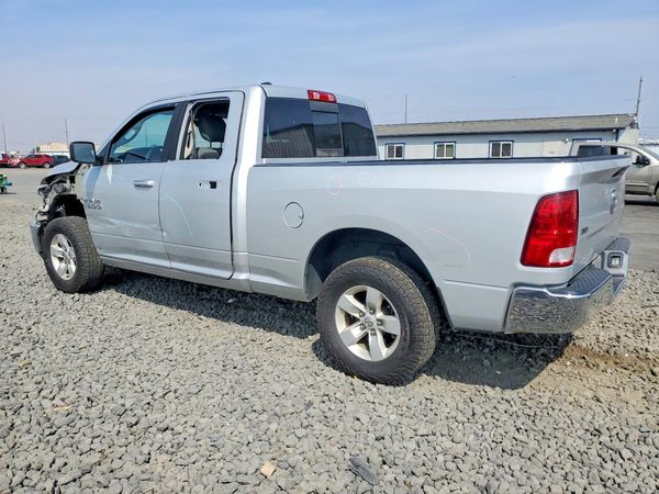 2018 RAM 1500 SLT