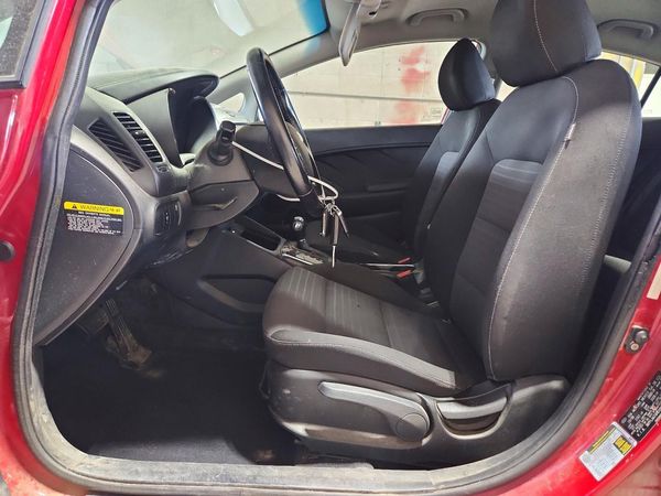 2017 KIA FORTE LX Popular, S