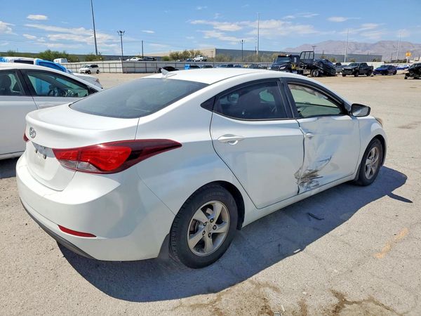 2015 HYUNDAI ELANTRA GLS(Middle)