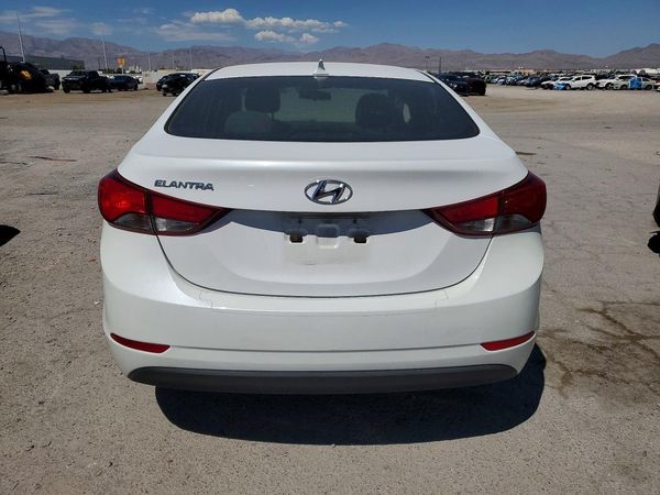 2015 HYUNDAI ELANTRA GLS(Middle)