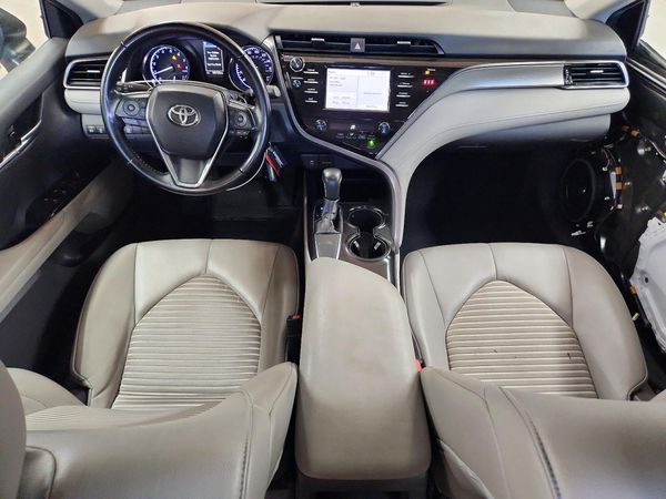 2019 TOYOTA CAMRY