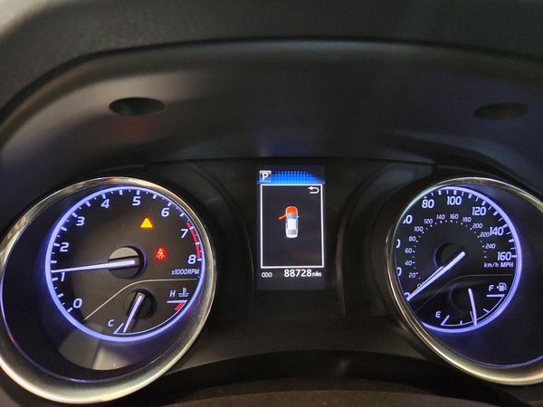 2019 TOYOTA CAMRY