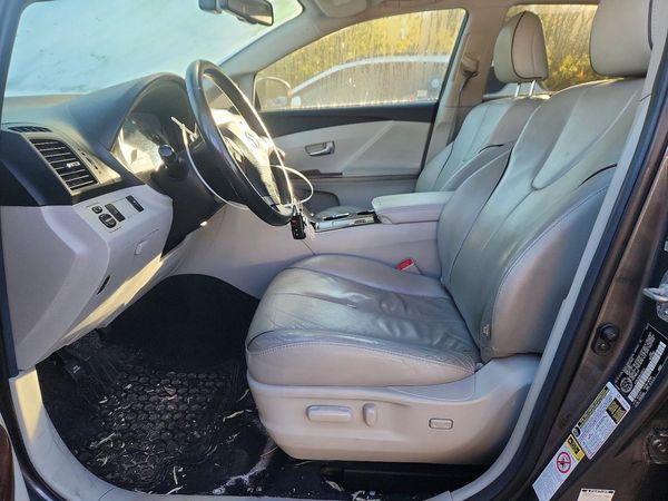 2012 TOYOTA VENZA — DENT