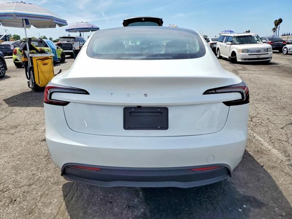2025 TESLA MODEL 3