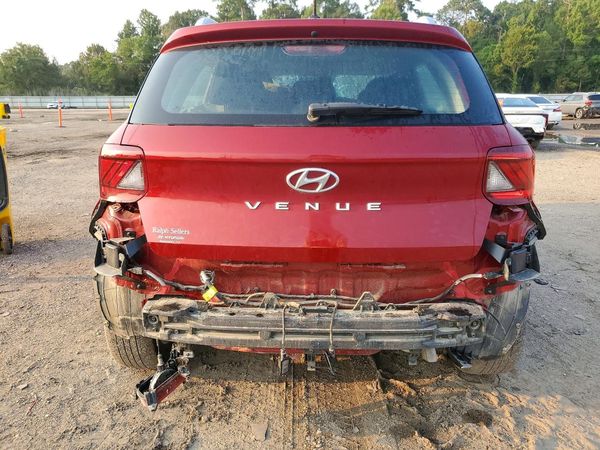 2024 HYUNDAI VENUE
