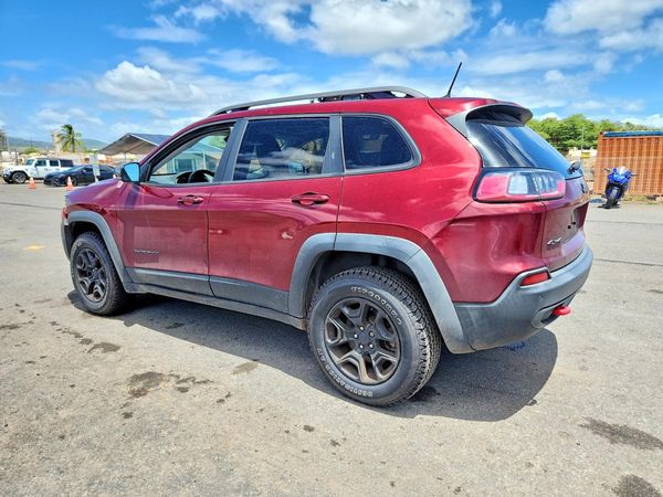 2019 JEEP CHEROKEE