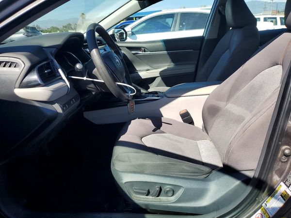 2019 TOYOTA CAMRY