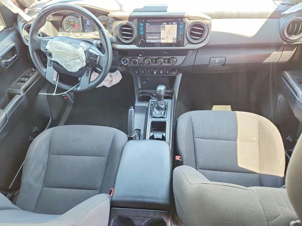 2019 TOYOTA TACOMA SR5