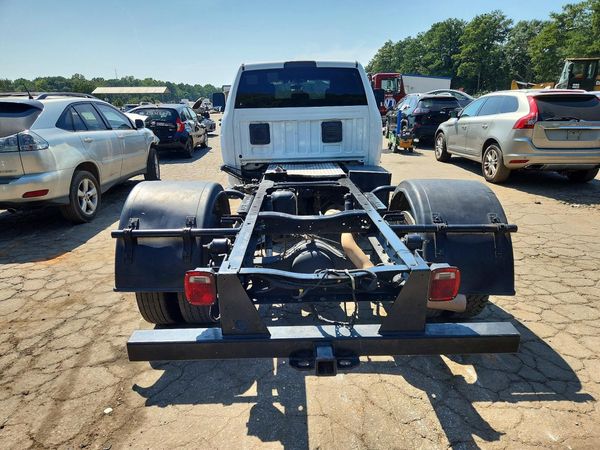 2022 RAM 5500 CREW CAB CHASSIS