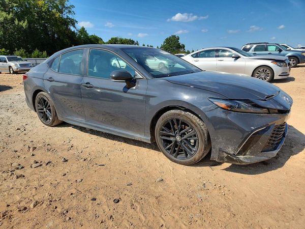2026 TOYOTA CAMRY