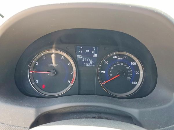 2016 HYUNDAI ACCENT
