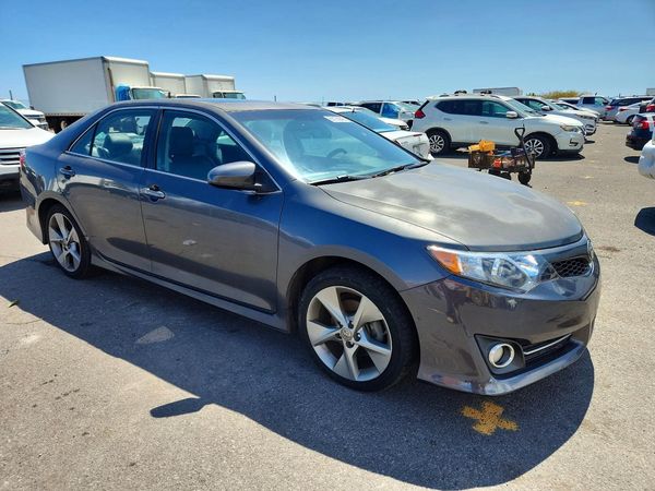 2012 TOYOTA CAMRY