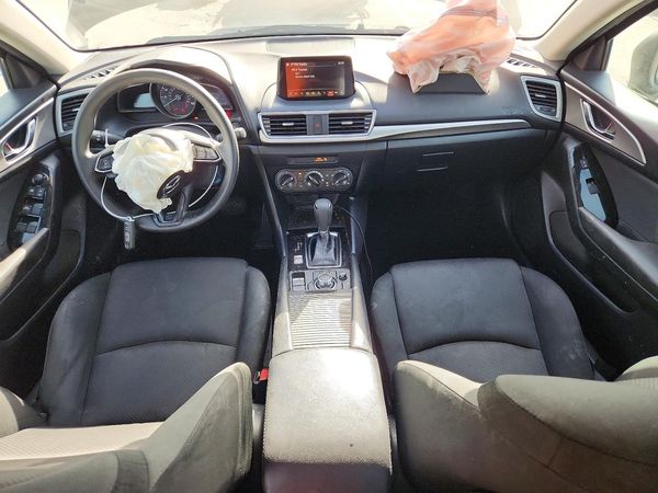 2018 MAZDA 3 Sport