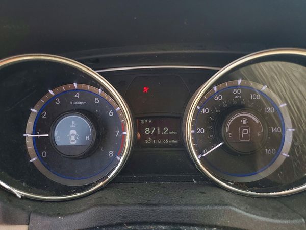 2013 HYUNDAI SONATA