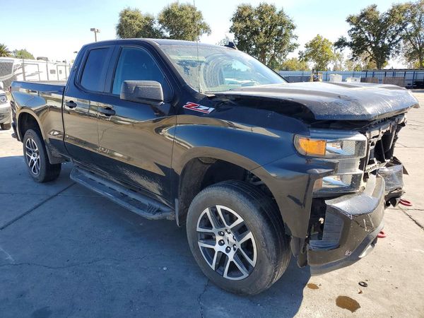2019 CHEVROLET SILVERADO Trail Boss Custom — Passenger 3/4