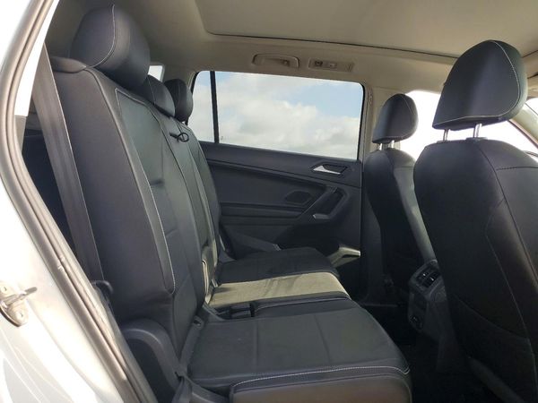 2021 VOLKSWAGEN TIGUAN SE, SE R-Line Black, SEL
