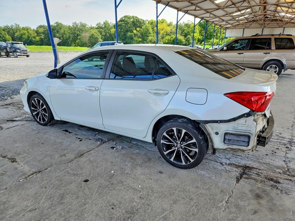 2017 TOYOTA COROLLA