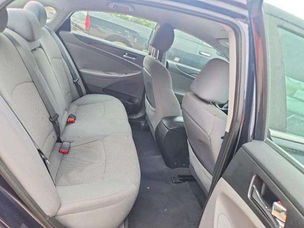 2013 HYUNDAI SONATA