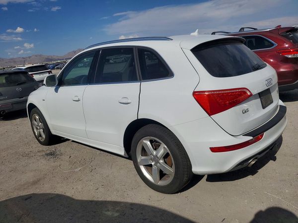 2012 AUDI Q5 Premium Plus