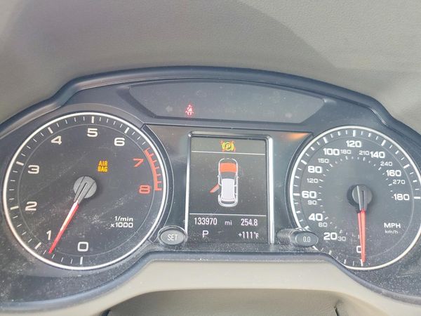 2012 AUDI Q5 Premium Plus