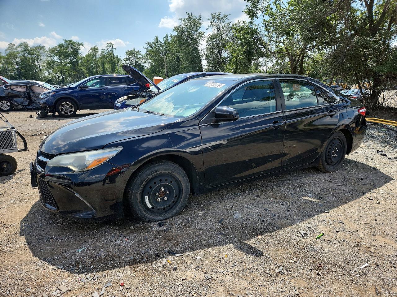 2015 TOYOTA CAMRY