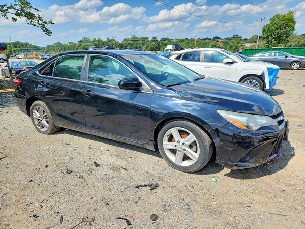 2015 TOYOTA CAMRY