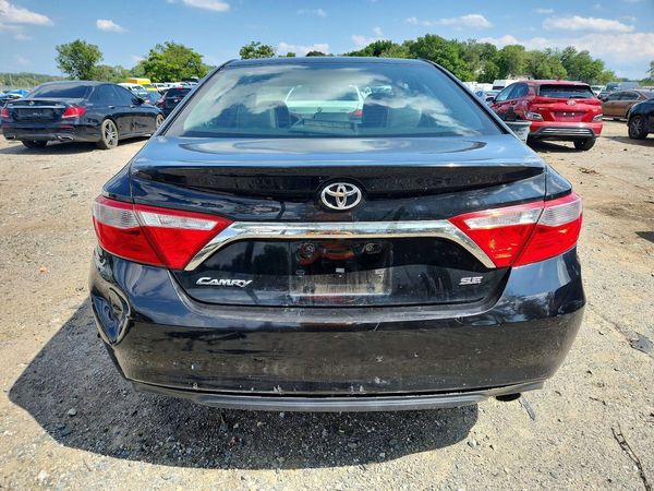 2015 TOYOTA CAMRY
