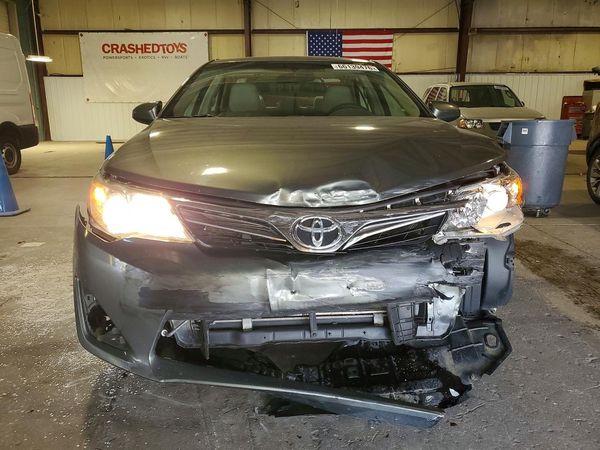2012 TOYOTA CAMRY