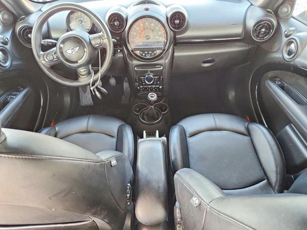 2016 MINI COOPER