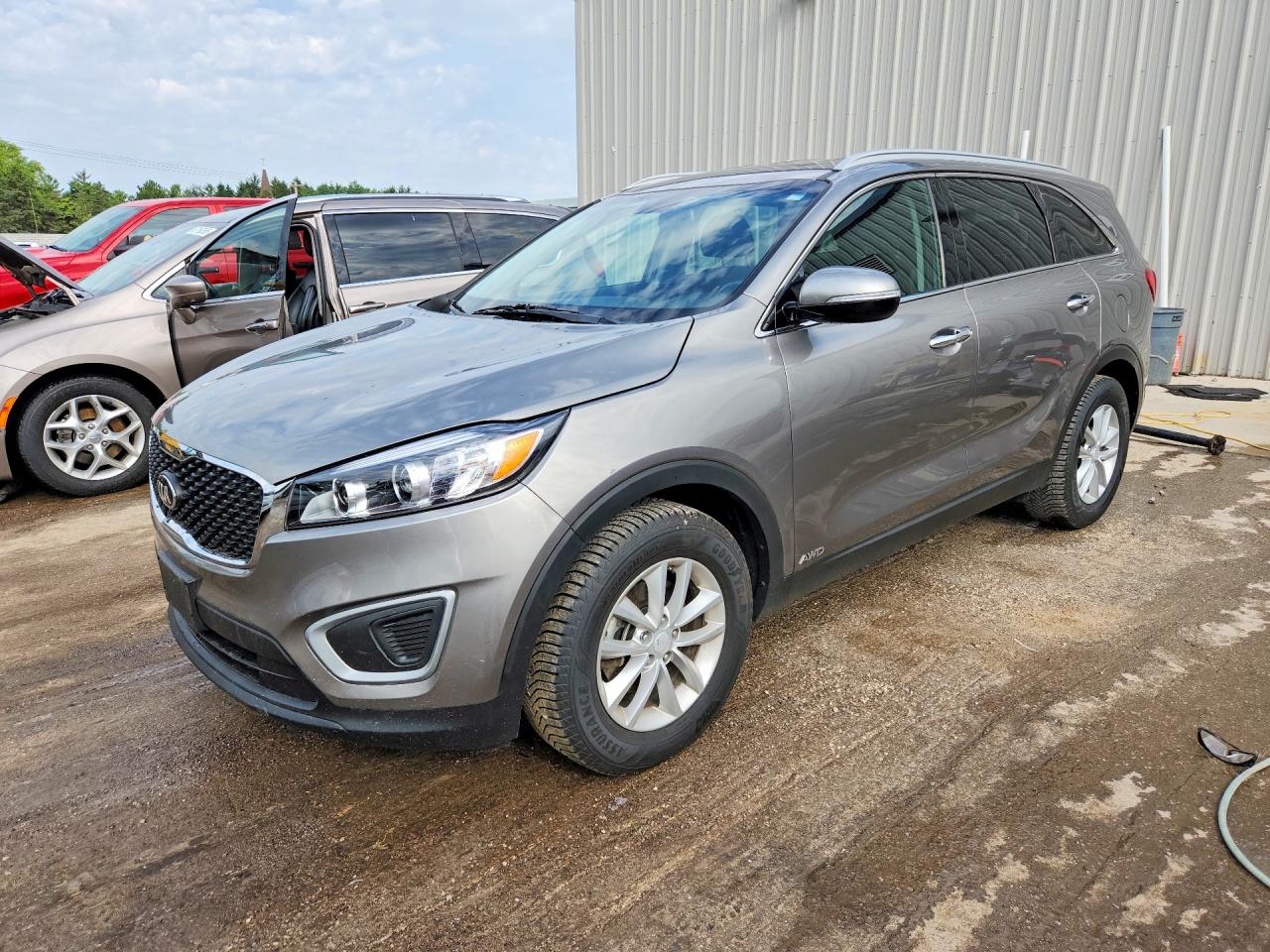 2018 KIA SORENTO L, LX
